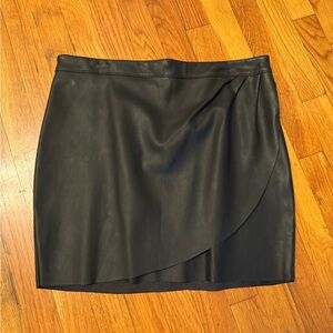 Elegant Black Faux Leather Skirt